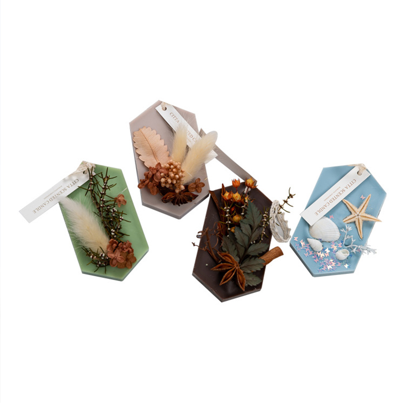 Factory direct sales of wardrobe aromatherapy wax fragrance closet bathroom deodorizing hand-dried flower fragrance pendant accompanied by hand gift wholesale Item Picture