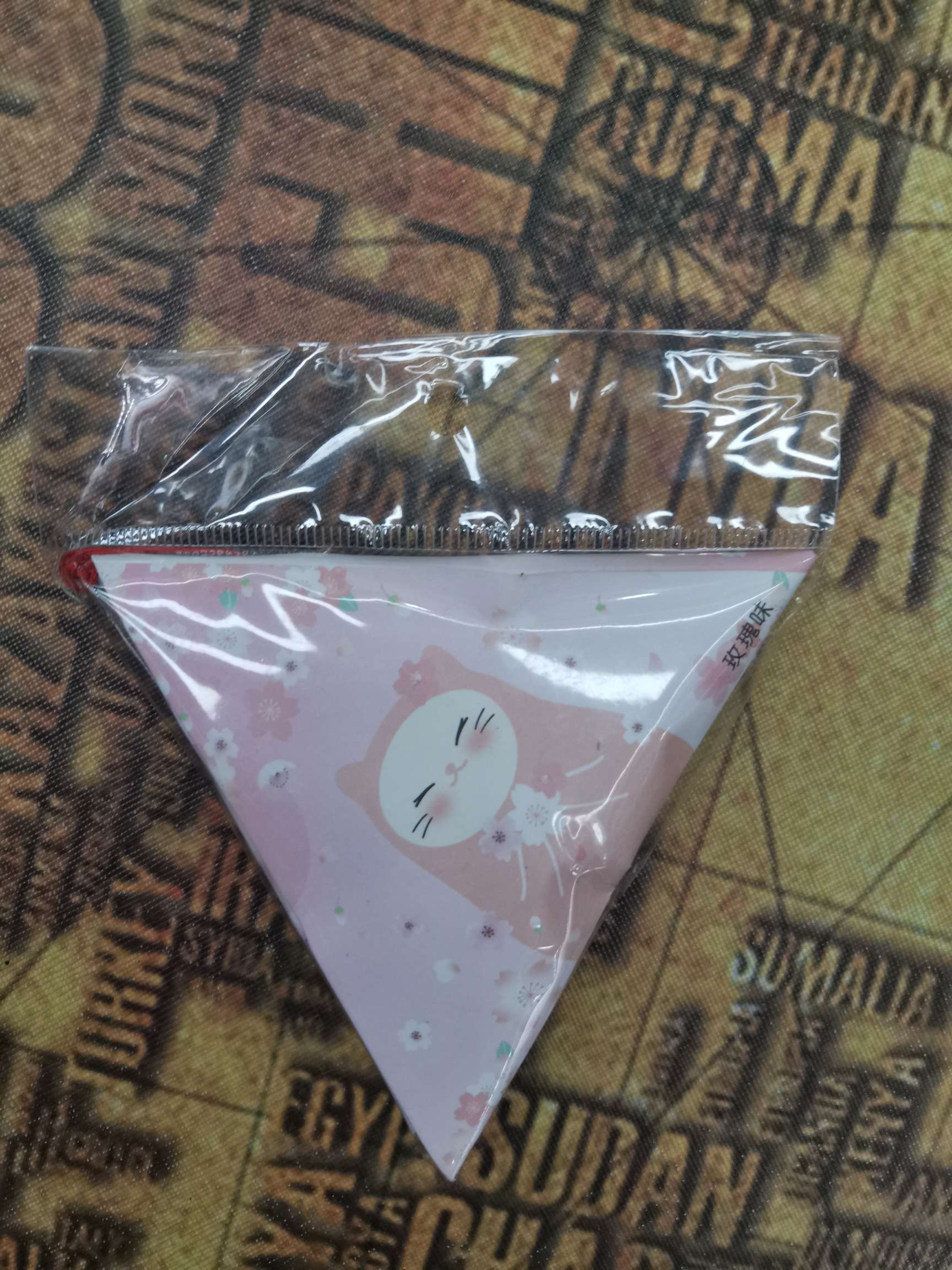 Perfume closet perfume bag perfume bag closet mildew and pest control deodorization car aromacure belt purification air wholesale. details Picture