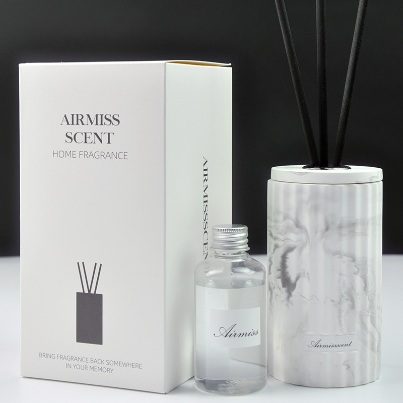 Manufacturers hot selling marble indoor air fresh without fire aromatherapy volatile liquid aromatherapy set vertical aromatherapy bottle wholesale full figure