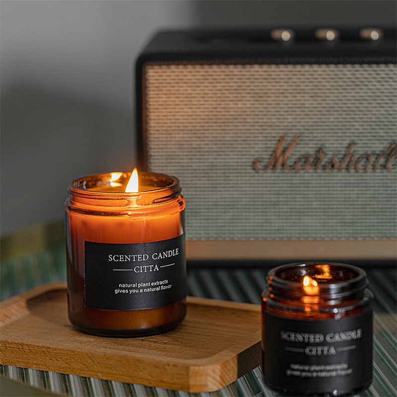 Manufacturers direct sales of scented candle glass handmade soy wax Christmas fragrance wax wholesale with hand gift wholesale Specification drawing