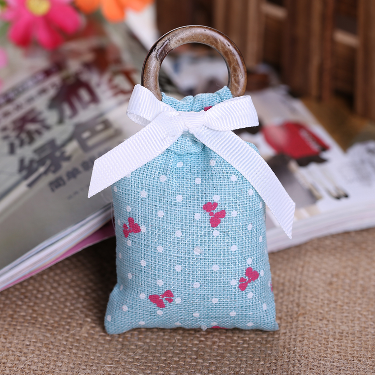 High - grade cloth sachets sachets with ring incense incense small sachets cabinet room incense pack S020 Application Scenario