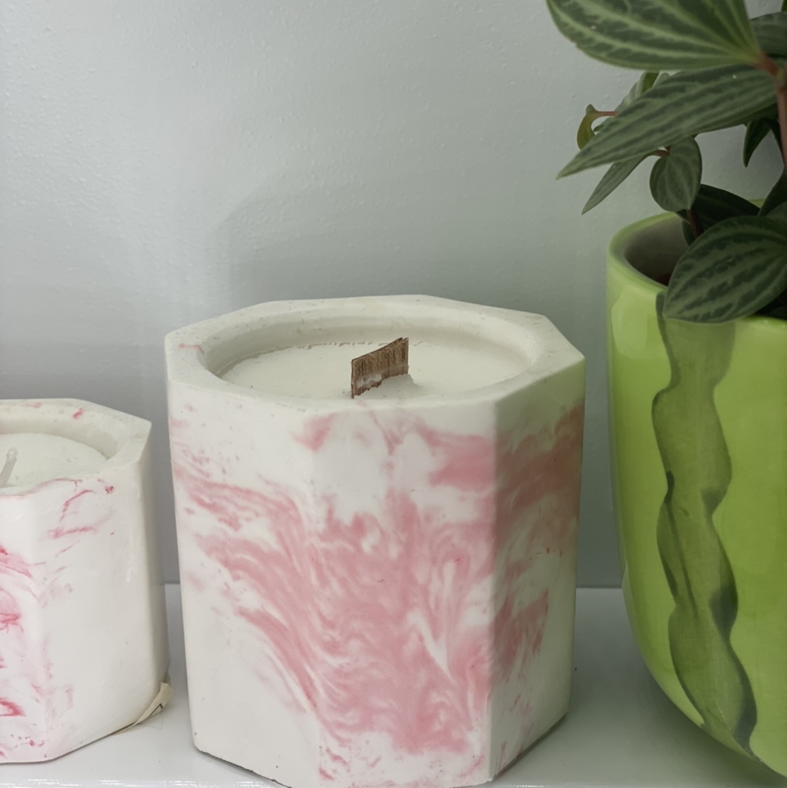 Marble textured candle Application Scenario