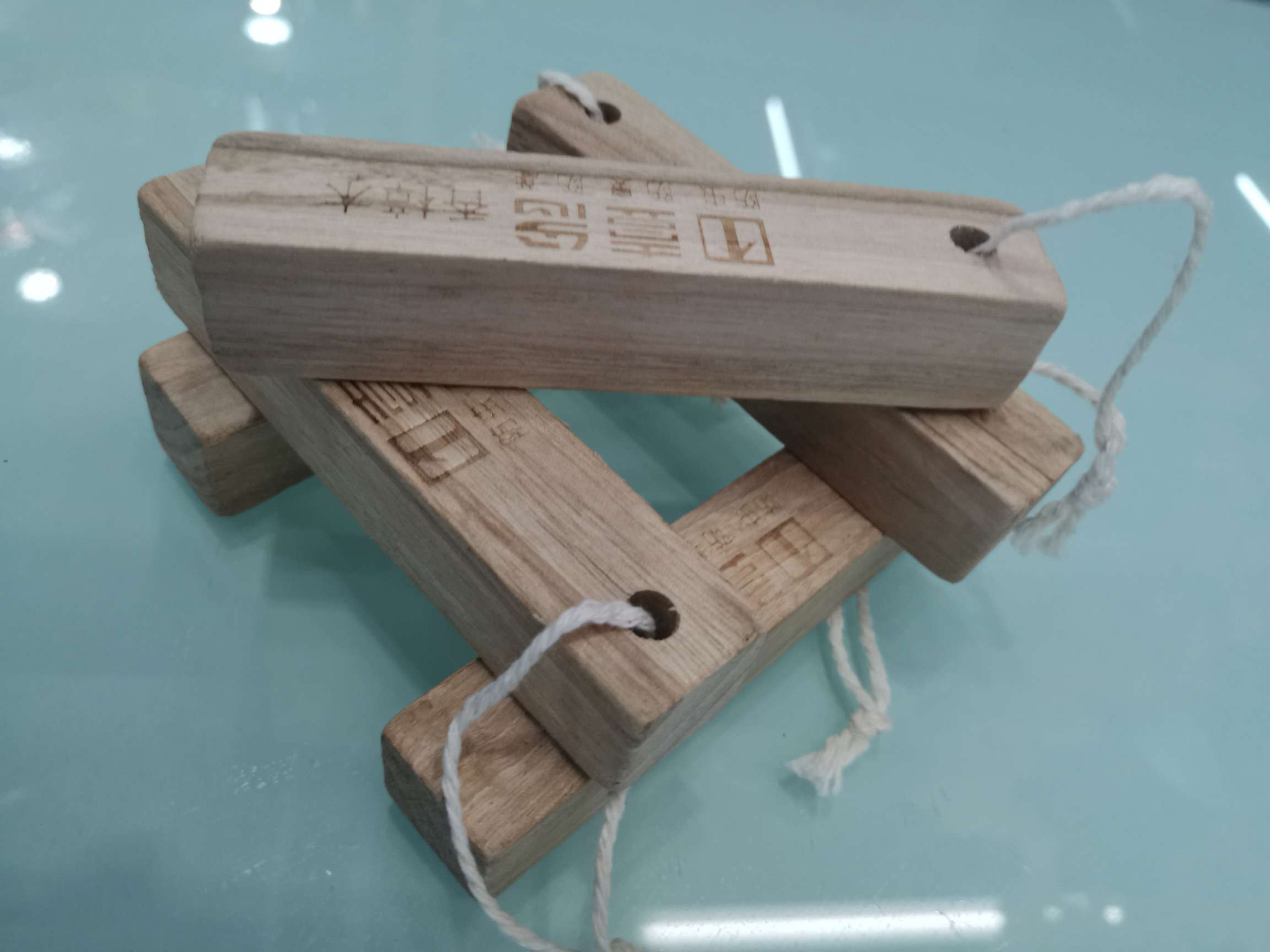 Moth-proofing in the wardrobe, mothproof, mothproof, mothproof, camphor wood 5 closets, mildew-proof, moisture-proof, deodorized natural camphor wood Specification drawing