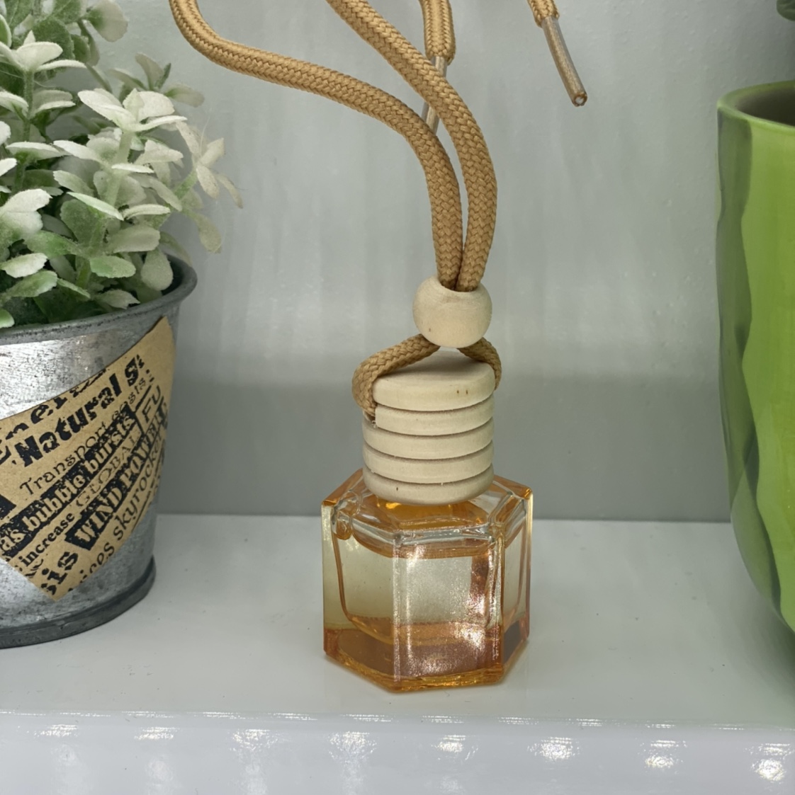 Blister car perfume pendant Item Picture