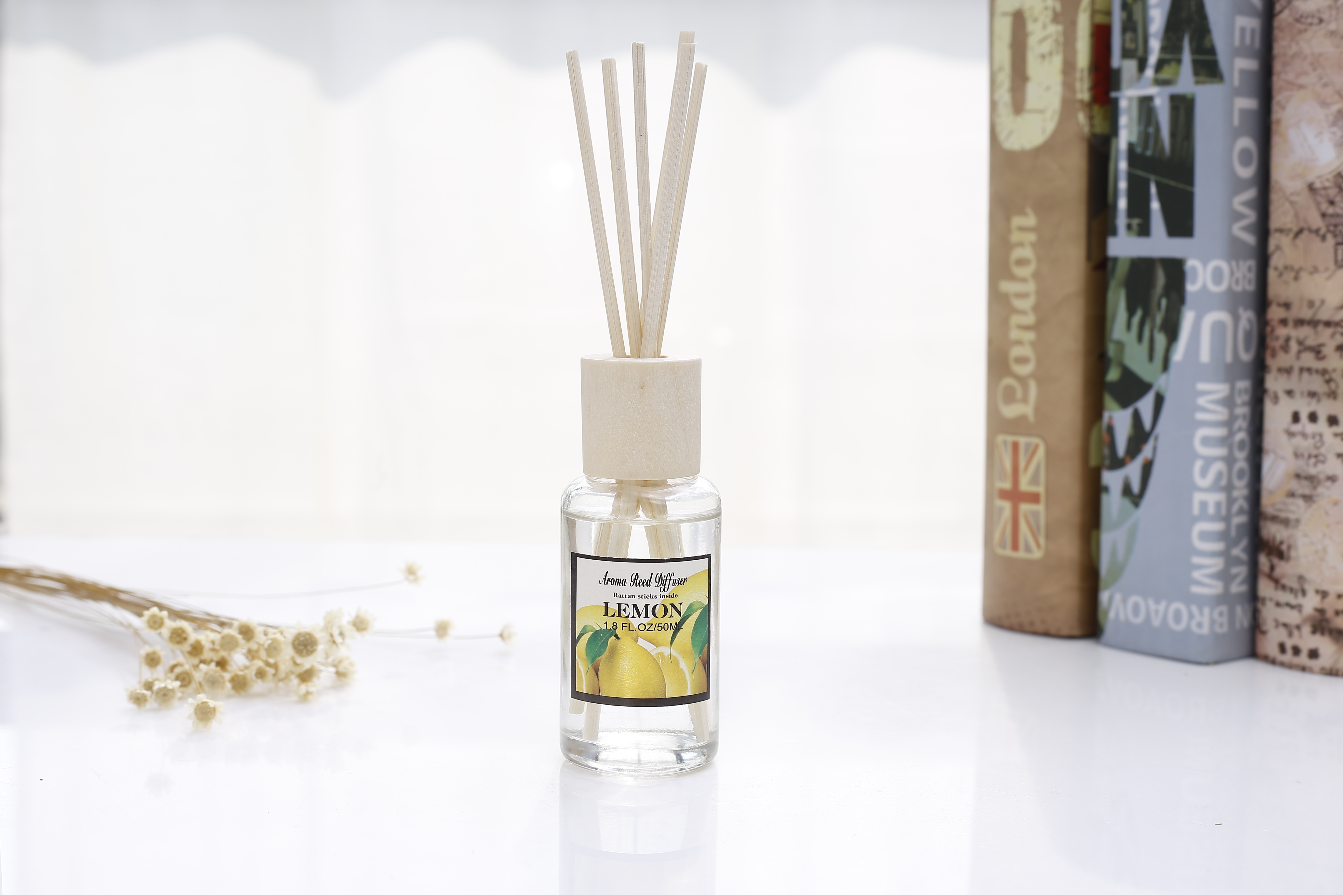 Non-fire aromatherapy Essential oil Set Indoor cane incense 50ML transparent round bottle aromatherapy Application Scenario