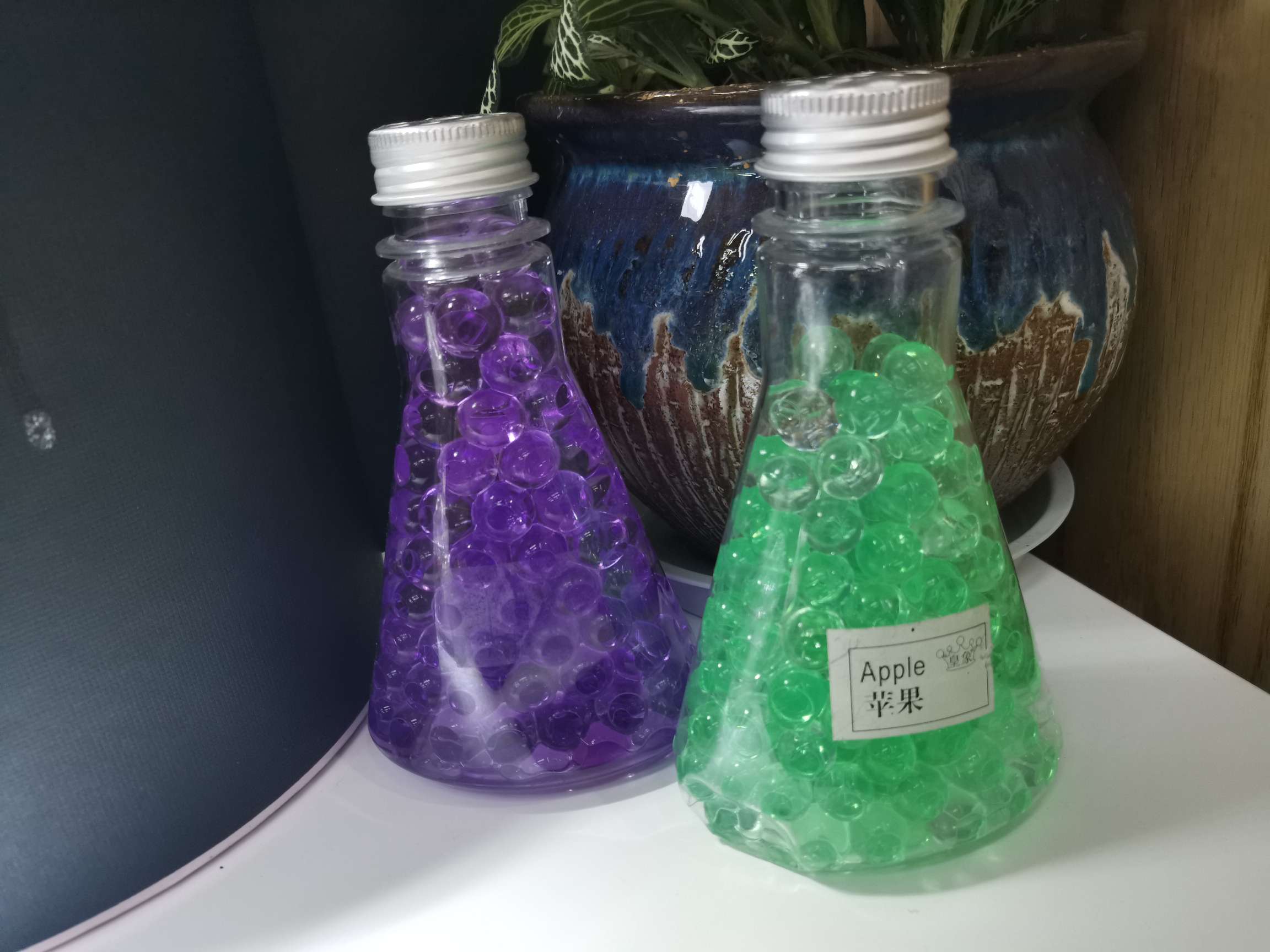 Crystal beads solid freshener home air freshener water aromatherapy deodorant toilet Application Scenario