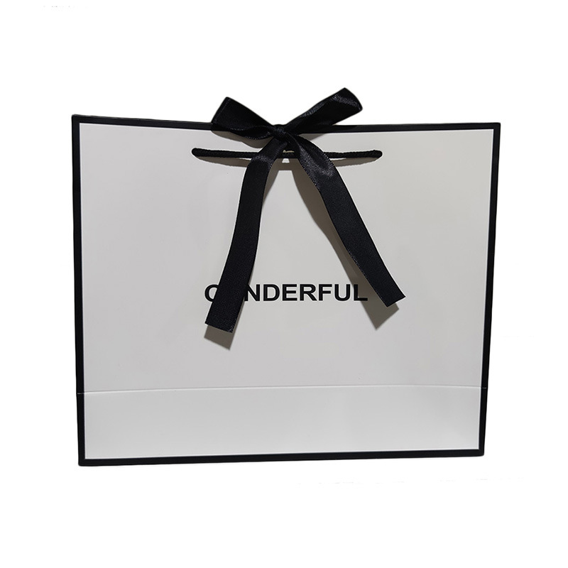 Hand bag wholesale aromatherapy gift box gift bag square birthday gift with hand gift packaging paper bag shopping bag manufacturers direct sales Item Picture