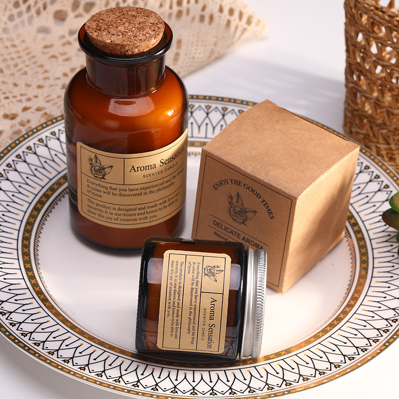 Scented candle soybean wax romantic fragrance with hand gift box set scented candle wholesale Application Scenario
