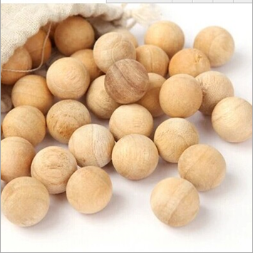S017 pure natural camphor wood beads containing 50 incense wood balls instead of mothballs mothproofing full figure