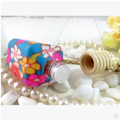Batch hair soft pottery perfume bottle car accessories car boxes, exclusive for high - grade cars Application Scenario