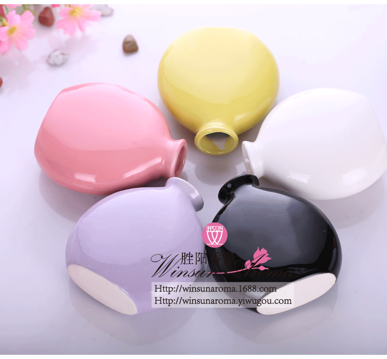 Aromatherapy essential oil set Indoor rattan incense room perfume anyuan sleep flat ceramic bottle Application Scenario