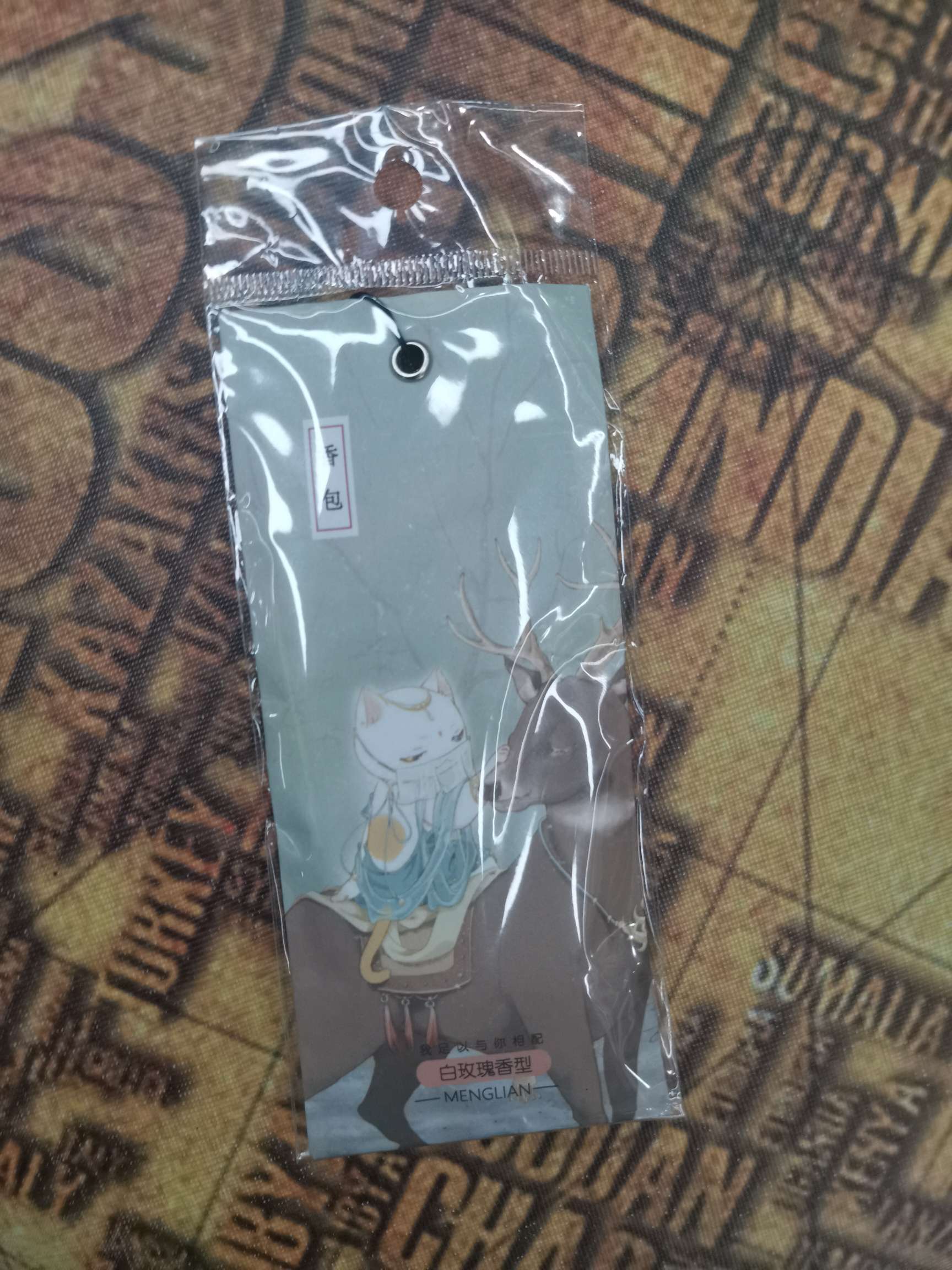 Perfume wardrobe sachets perfume bags closets mildew-proof insect repellent car perfume bags perfume sachets purify the air. Application Scenario