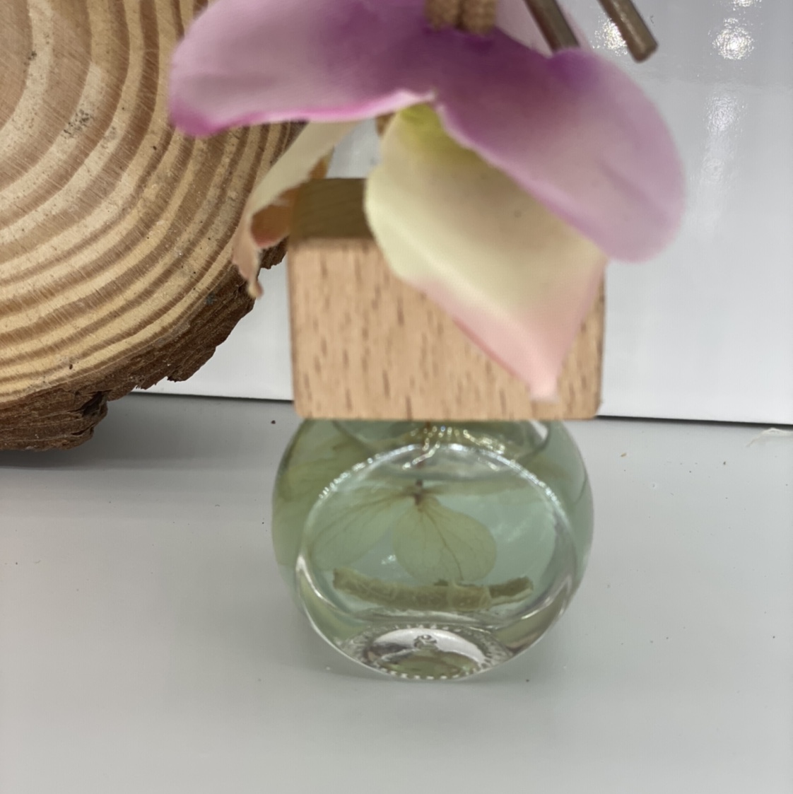 Petal Eternal Garden Car Perfume Specification drawing