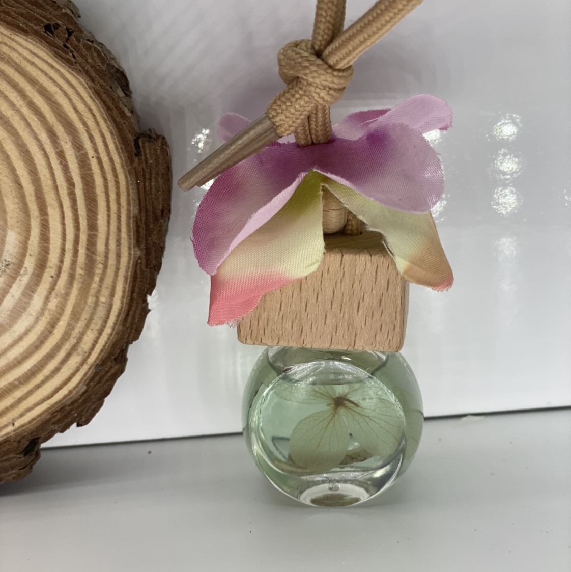 Petal Eternal Garden Car Perfume details Picture