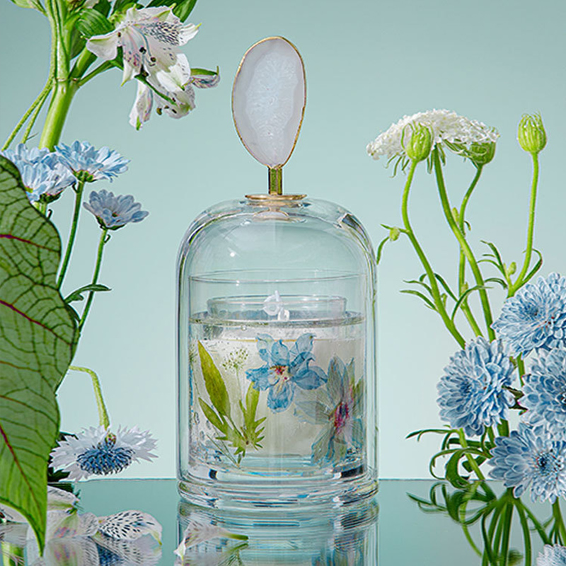 Manufacturers direct sales of scented candle crystal glass cup dry flower fragrance candle essential oil with hand gift set decoration wholesale details Picture