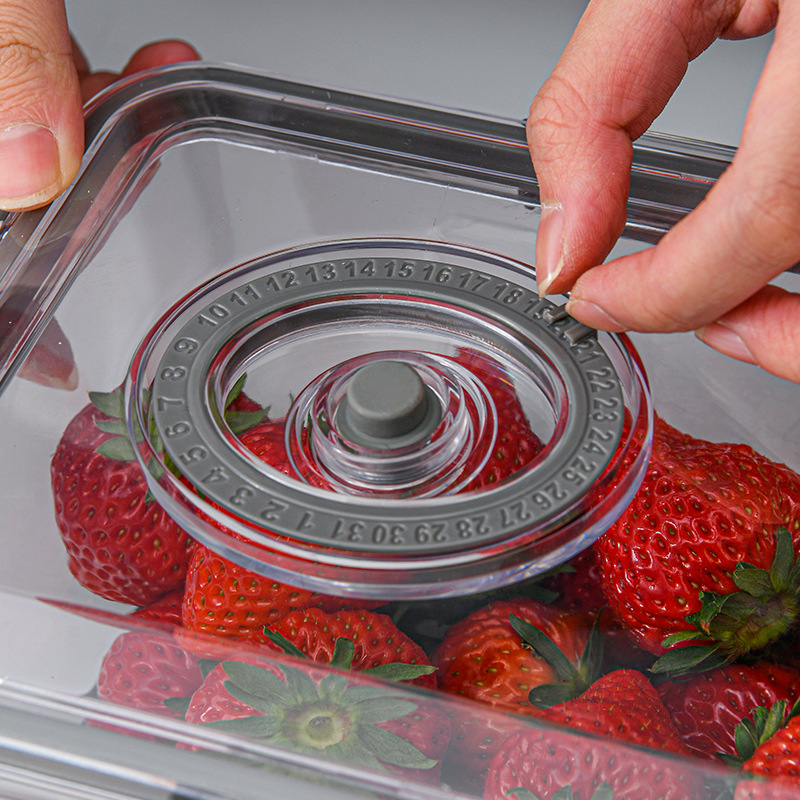 Household vacuum preservation storage box Food sealed transparent drain tank Kitchen refrigerator freezer storage box Application Scenario
