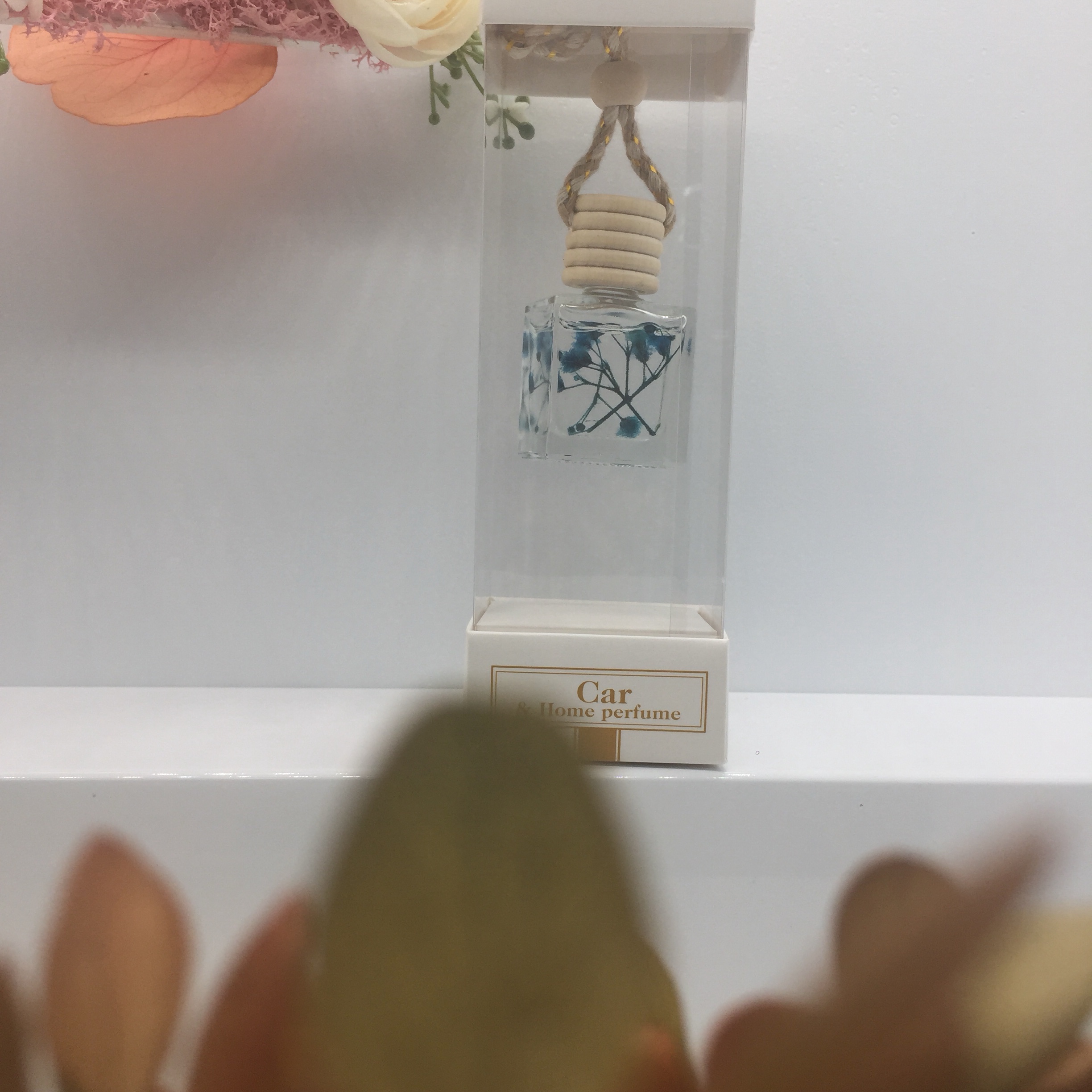 Perfume for Glass cars Application Scenario