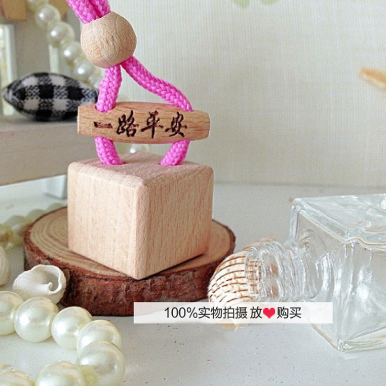 Car deodorant safe Road car perfume pendant Christmas New Year's Day Holiday gift 027 Application Scenario