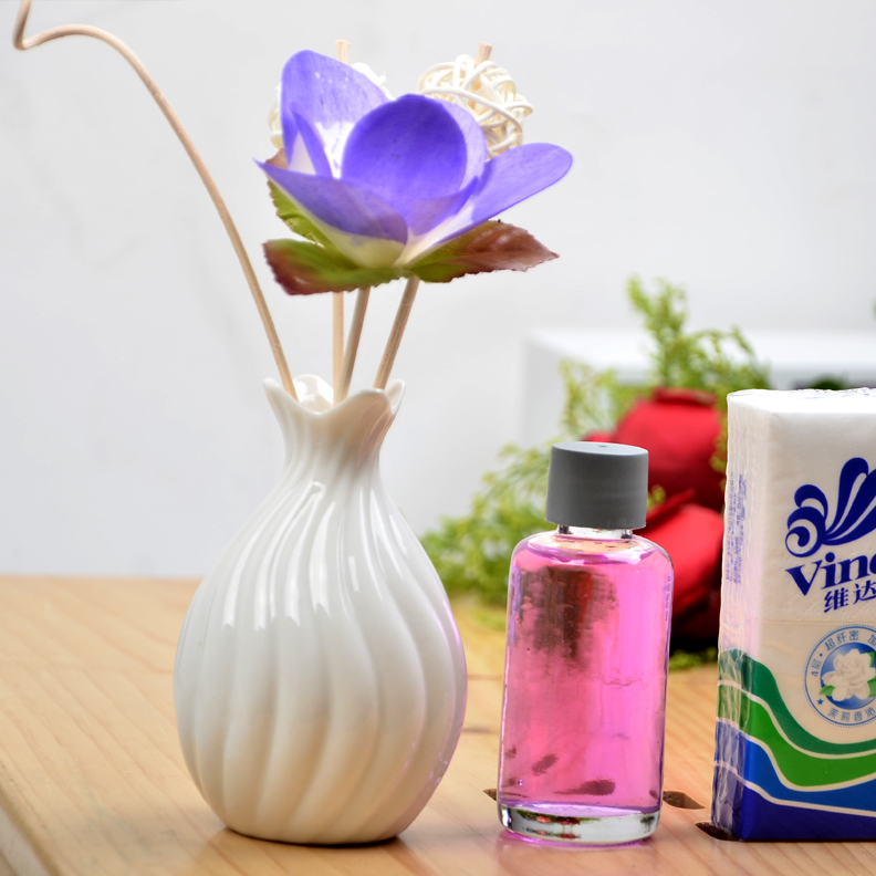 Aromatherapy in a room without fire in a porcelain white ceramic bottle details Picture