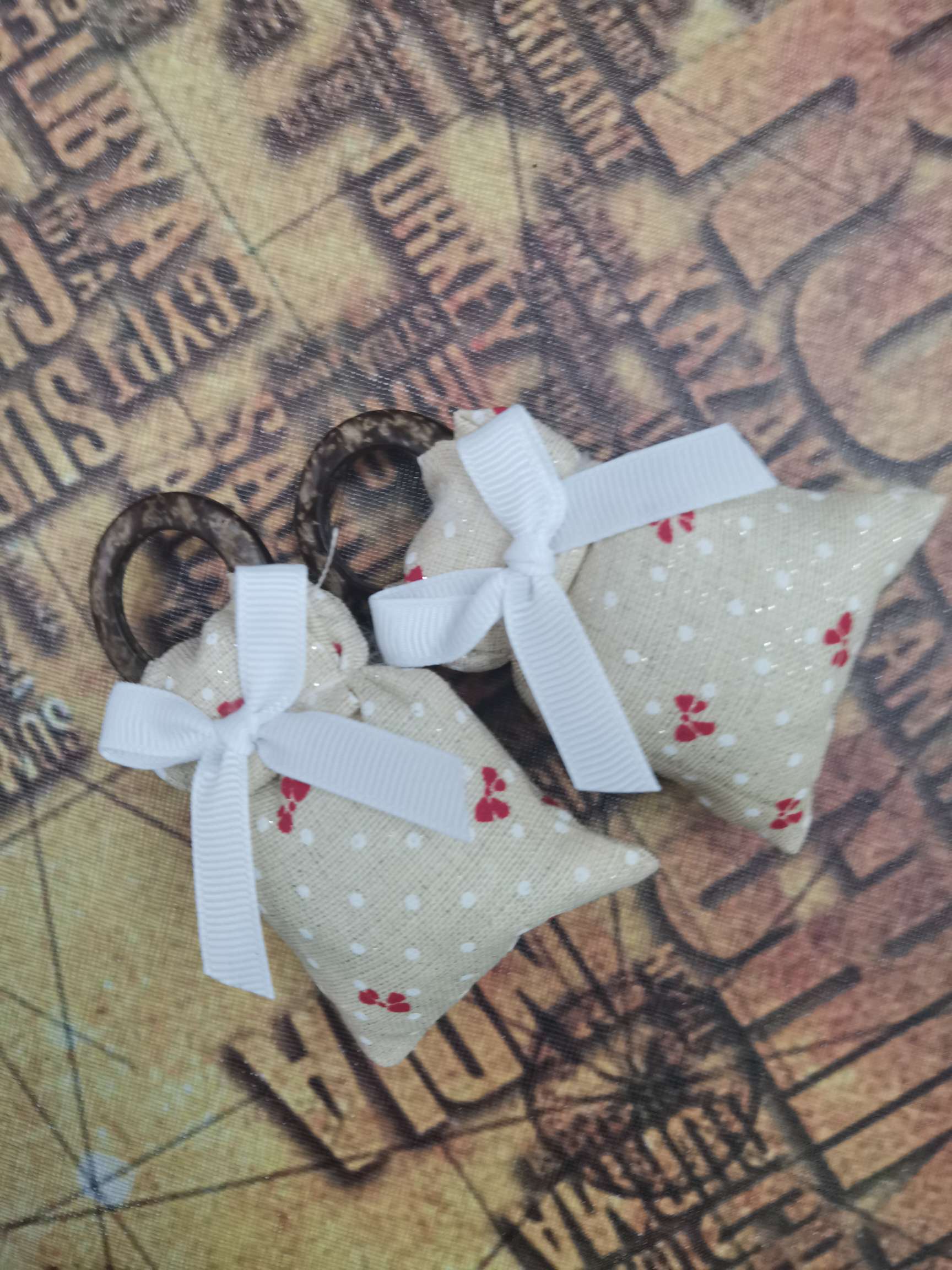 Lavender wardrobe car dry flower deodorant insect - proof incense bag scented sandalwood coconut button S02 Specification drawing