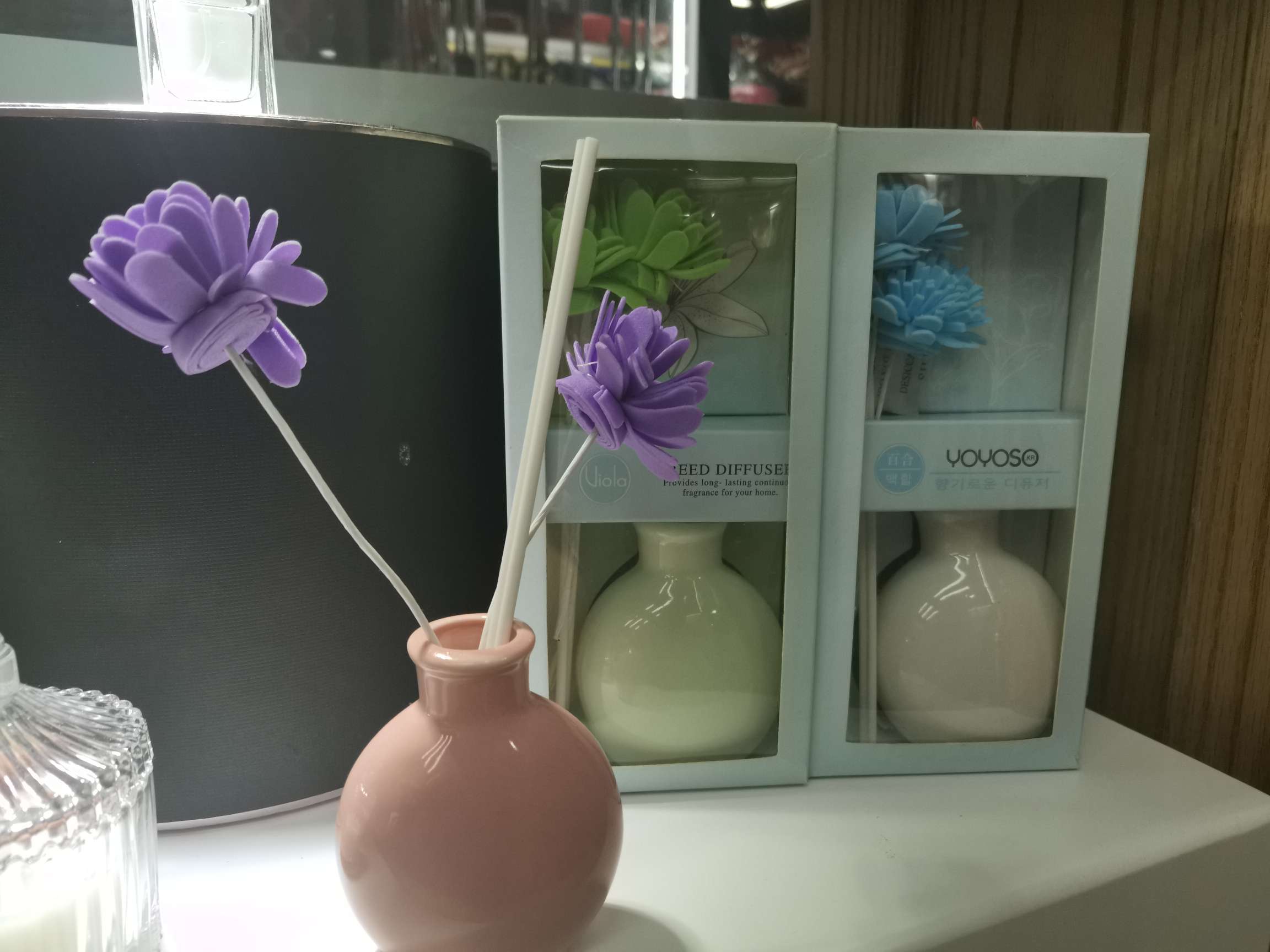 Aromatherapy essential oil set Indoor rattan incense room perfume anyuan sleep flat ceramic bottle full figure