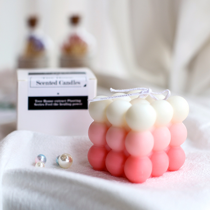 Rubik's Cube scented candle soybean wax Nordic essential oil spot creative deodorizing fragrance diy decoration handcrafted with hand gift Application Scenario