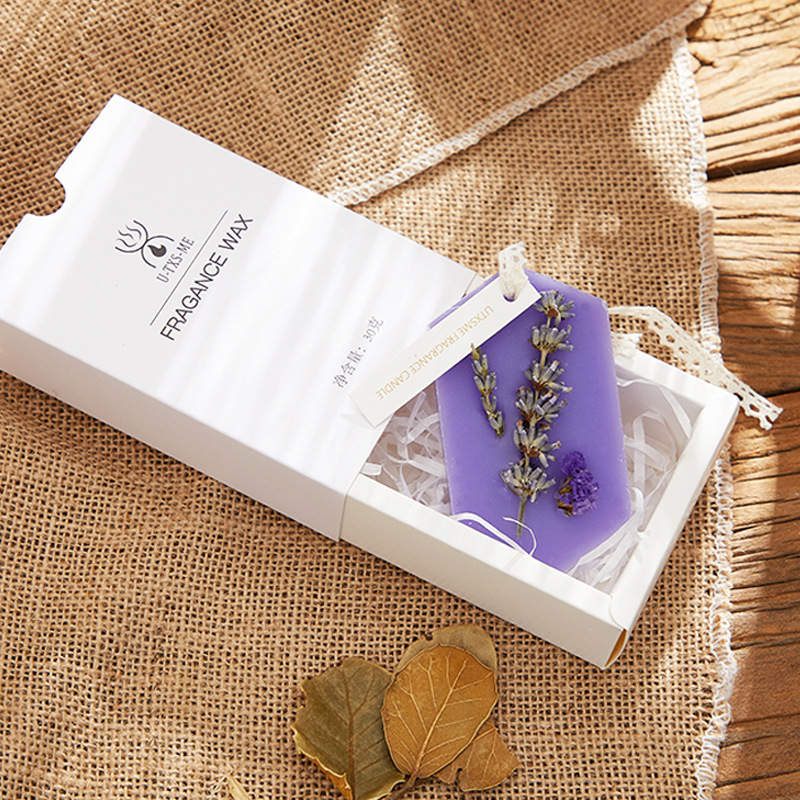 Aromatherapy wax piece dried flower piece closet indoor pendant wardrobe aromatherapy removal fragrance expansion adornment wholesale Application Scenario