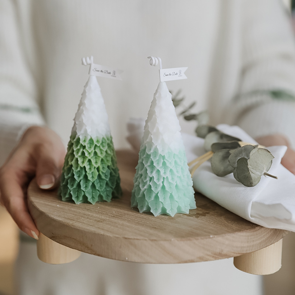 Honeycomb Christmas tree scented candles handmade creative birthday gifts with small gifts Christmas candles deodorizing fragrance set wholesale Application Scenario