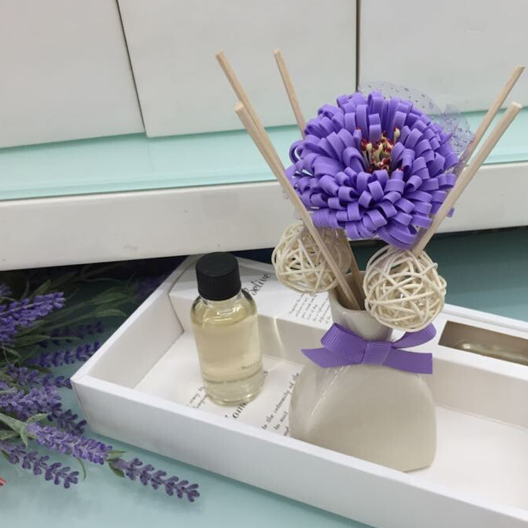 Flat ceramic aromatherapy bottle colorful flower upscale hotel hotel new air freshener T-3-2 full figure