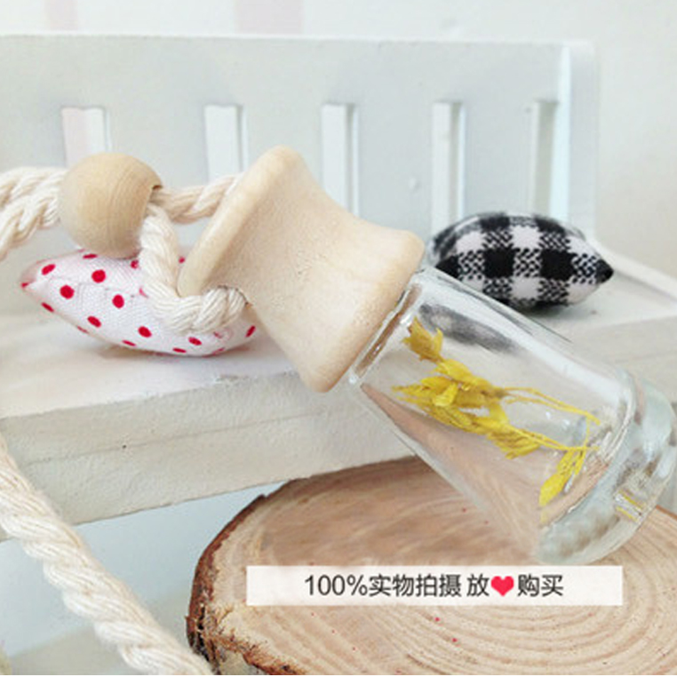 Transparent bottle with dried flowers for new car deodorant car New Year's Incense supplies