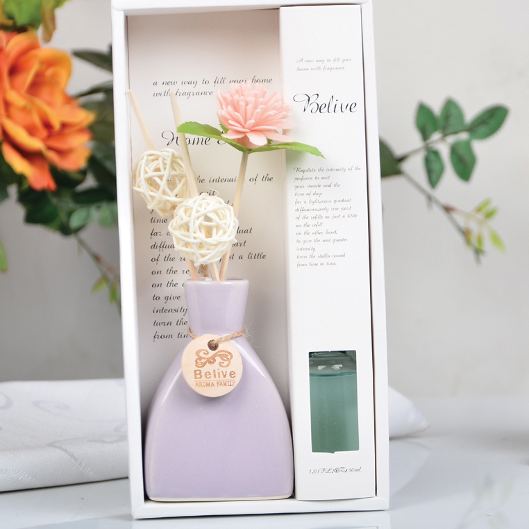 Aromatherapy essential oil set Indoor rattan incense room perfume anyuan sleep flat ceramic bottle