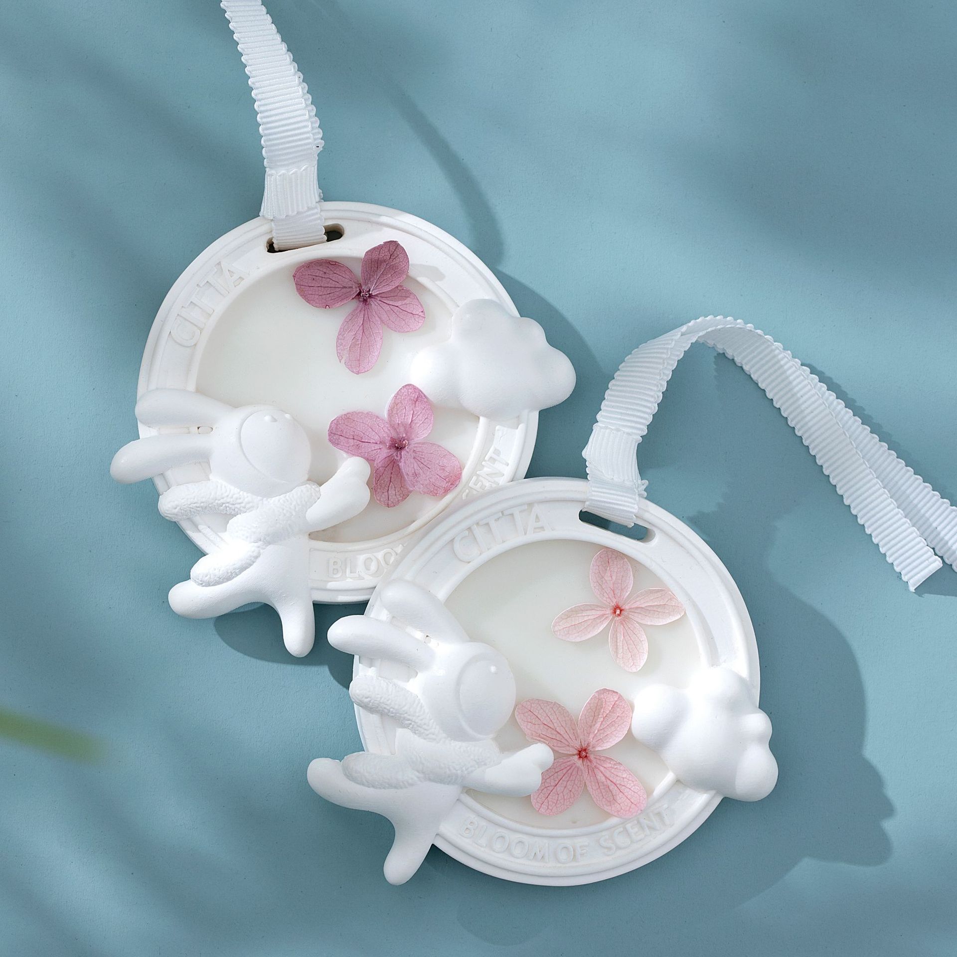 Factory direct sales of fire free aromatherapy plaster wax piece wardrobe deodorant tablets dry flower solid fragrance expansion stone wholesale