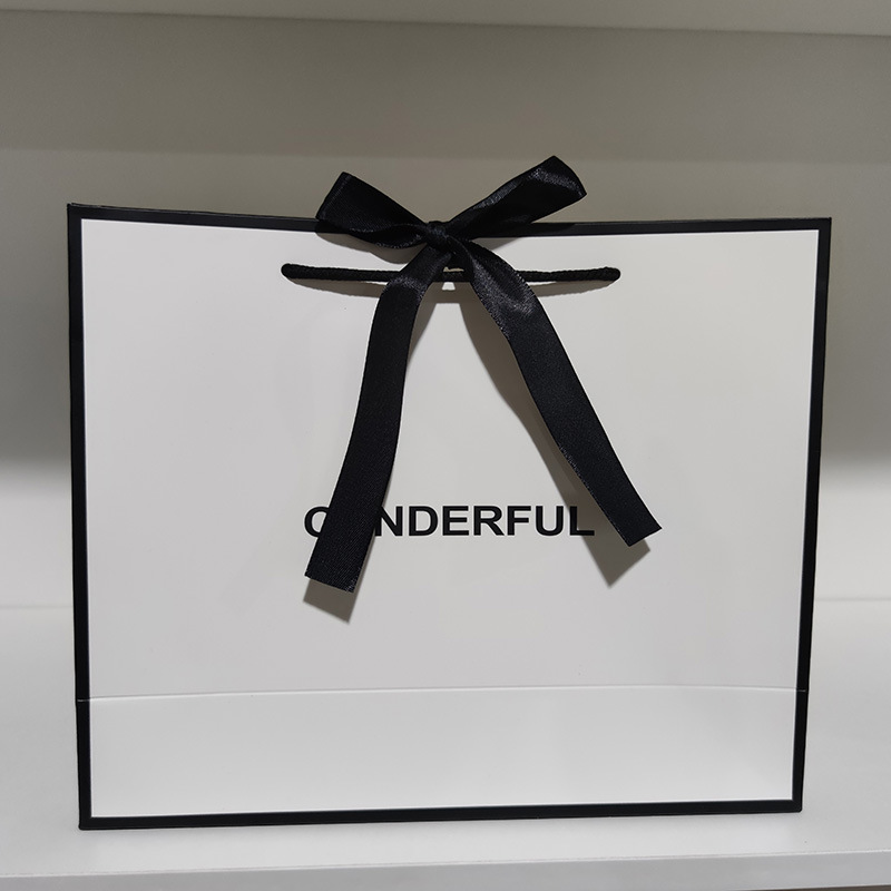 Hand bag wholesale aromatherapy gift box gift bag square birthday gift with hand gift packaging paper bag shopping bag manufacturers direct sales