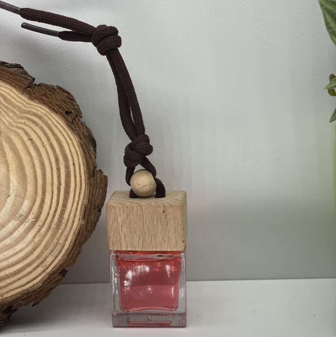 Square flat bottle perfume