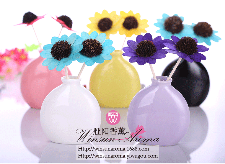 Aromatherapy essential oil set Indoor rattan incense room perfume anyuan sleep flat ceramic bottle