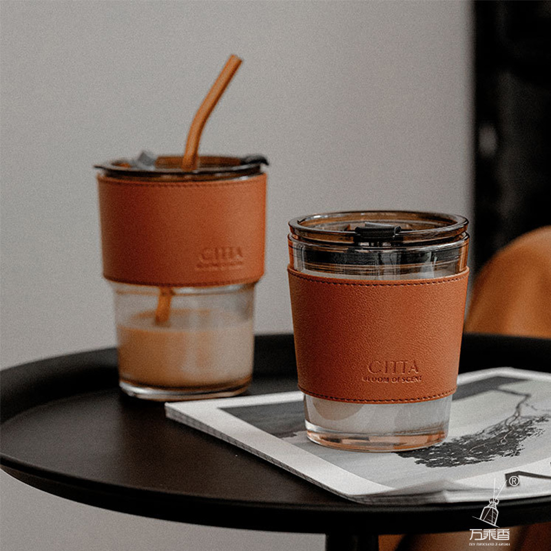Factory direct sales coffee glass scented candle set handmade fragrance Valentine's Day creative birthday with hand decoration wholesale