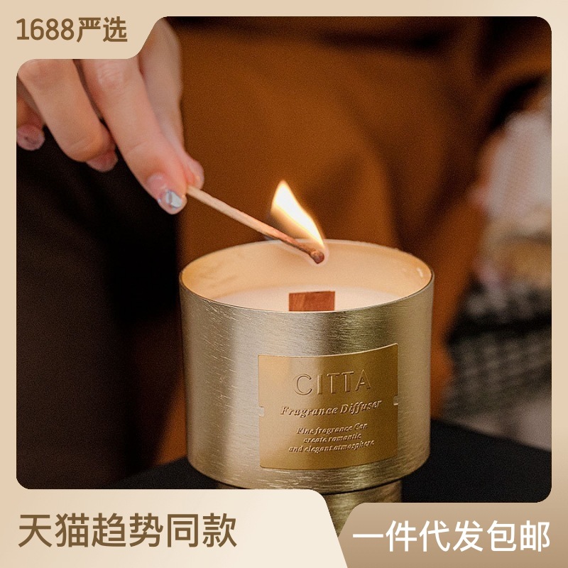 Metal aromatherapy candle decoration handmade fragrance with hand gift essential oil soybean candle cup aroma wholesale
