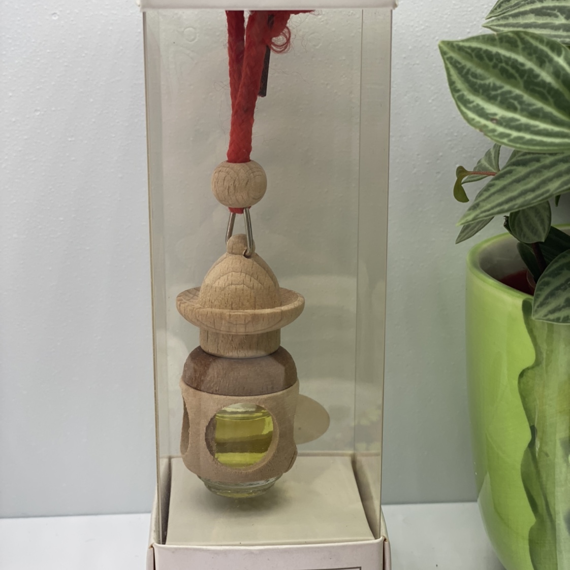Lantern log shape car perfume