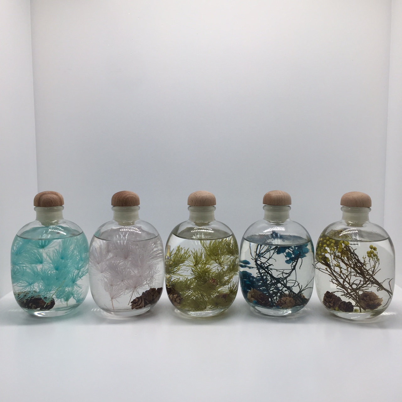 Round bottle Eternal Life flower series fire free essential oil