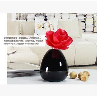 Classic black porcelain bottle shooting props home decoration necessities office hotel supplies aromatherapy