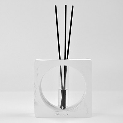 Wholesale pricing strategy and market positioning of Chinese fragrant cream products